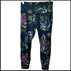 Lululemon High Times Pant Full-On Luon Garden Party Floral Size 10 Leggings